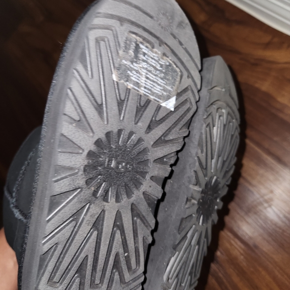 UGG Classic Mini Platform - Picture 4 of 6